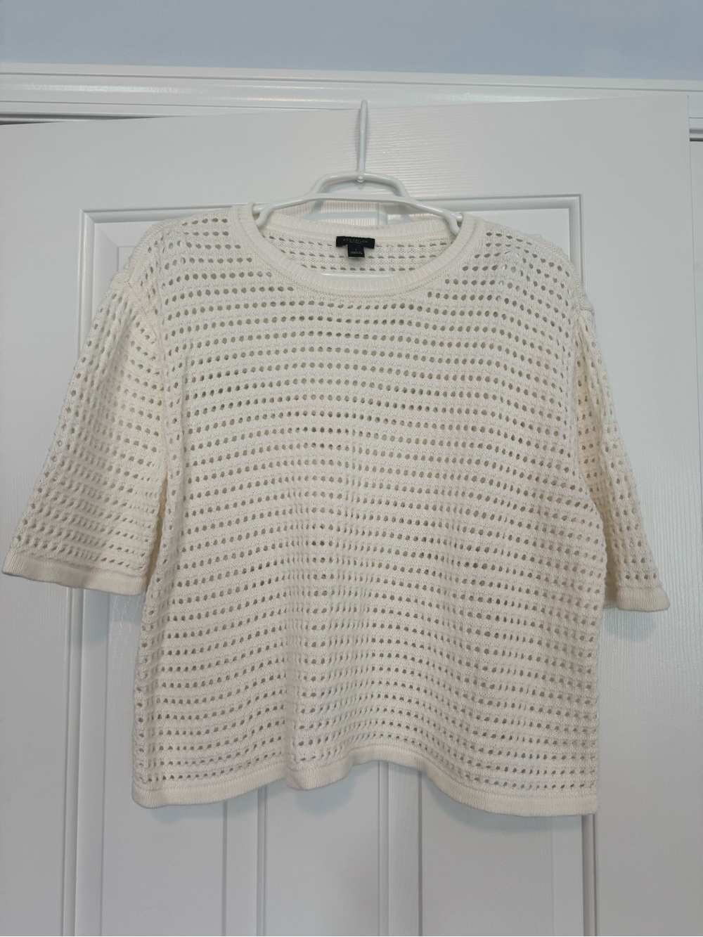 Ann Taylor Factory Size large Open Knit Cream Short Sleeve Sweater